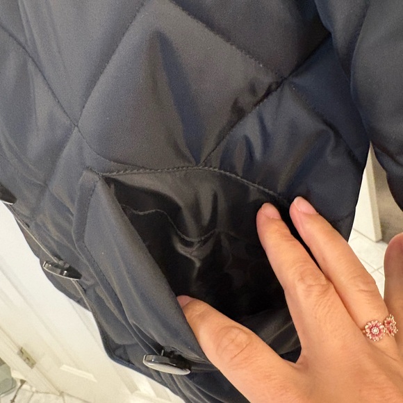 Coach women Quilted black Jacket - Picture 3 of 11